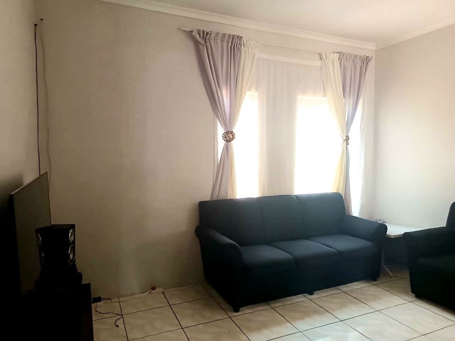 2 Bedroom Property for Sale in Roodepan Northern Cape